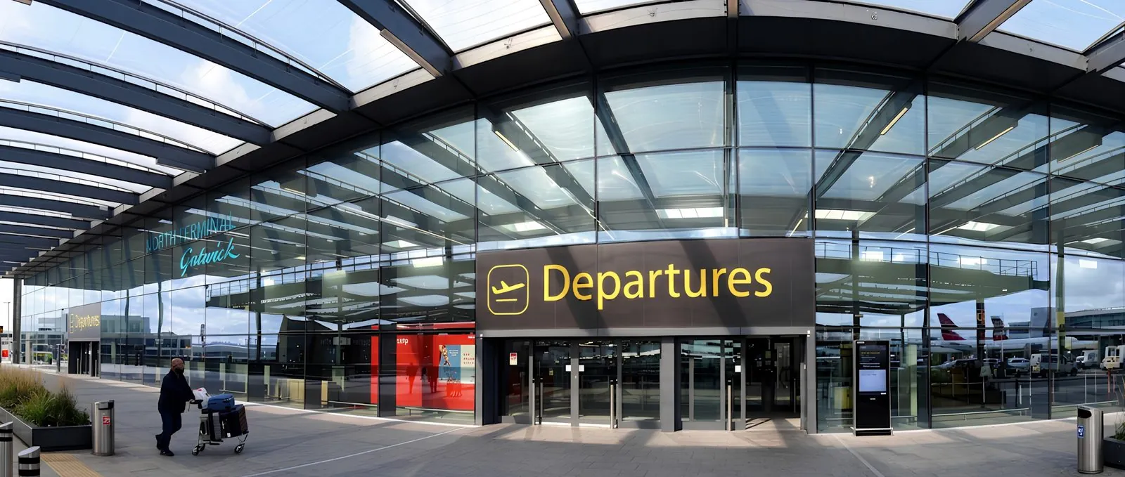 Gatwick Airport transfer service photo 2